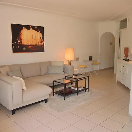 Aphrodite By Fewotessin Brissago