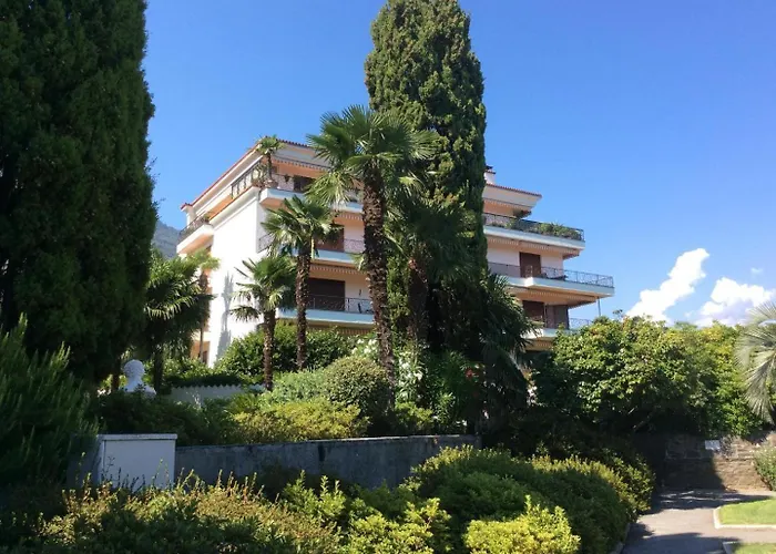 Aphrodite By Fewotessin בריסאגו