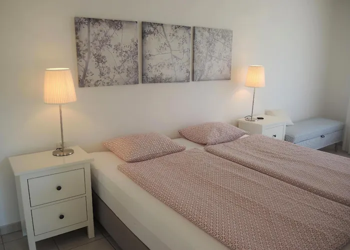 Aphrodite By Fewotessin * בריסאגו