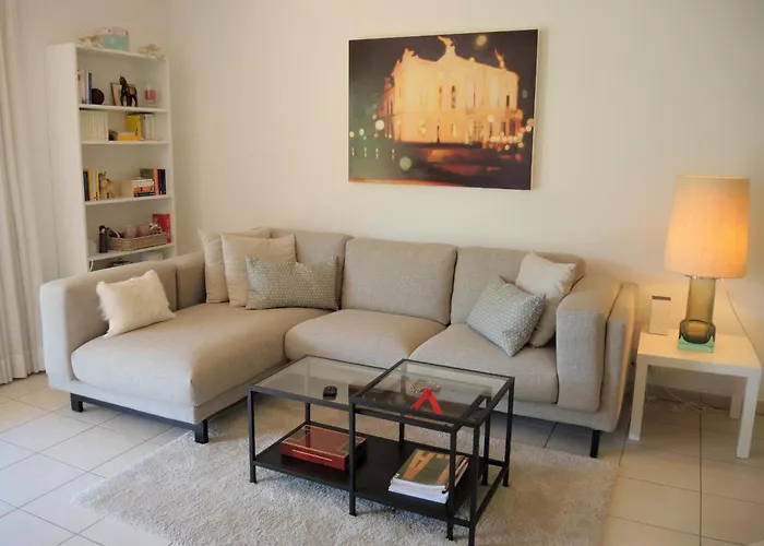 Aphrodite By Fewotessin Brissago